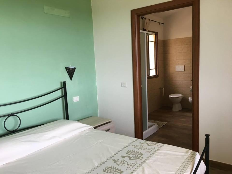 Agriturismo Gli Olivastri Appartamento Raggio Di Sole , Con Piscina E Vista Mare ,Climatizzatore,Wifi Aglientu Exterior foto